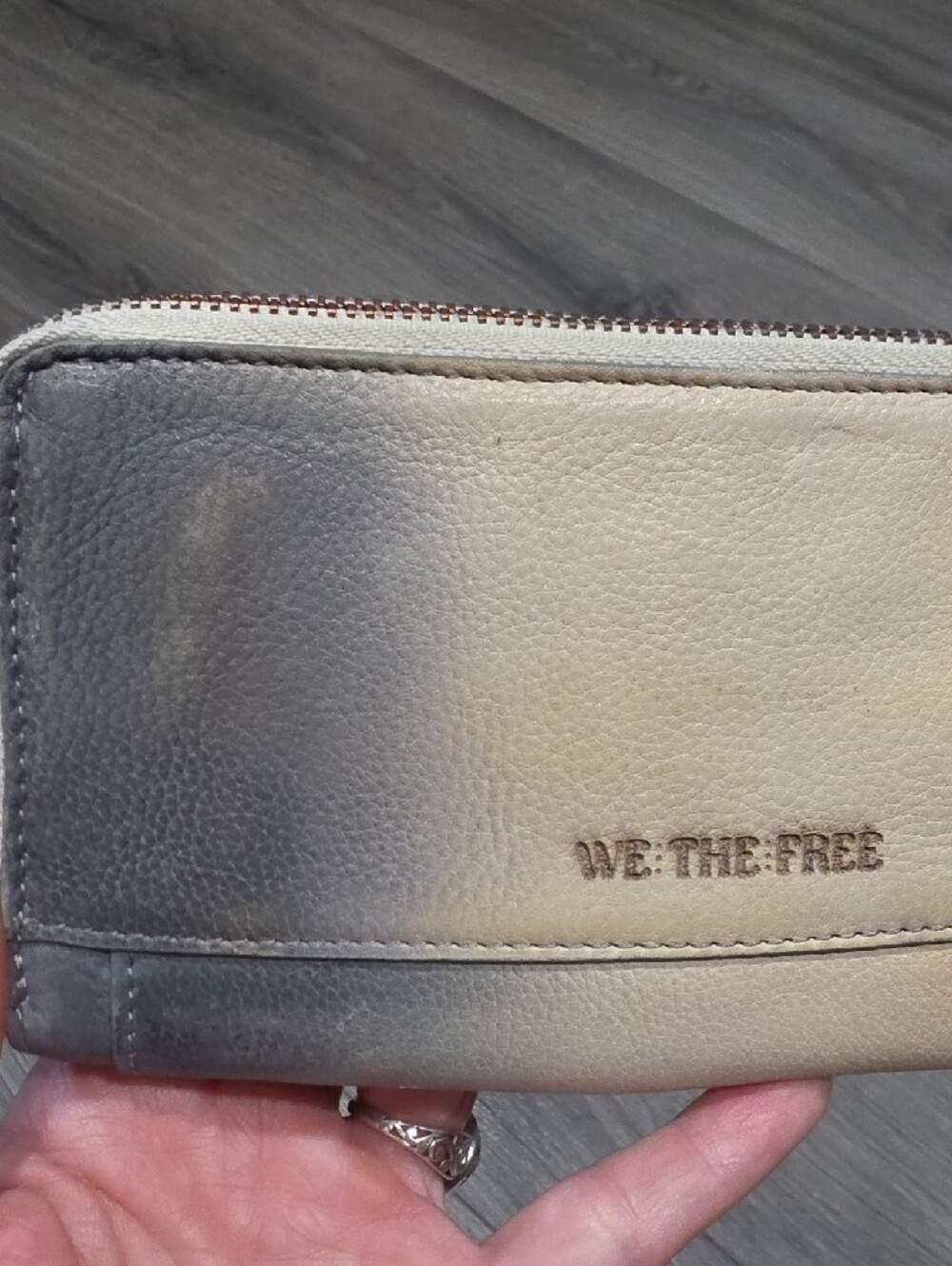 Free People OMBRE Emerson Leather Wallet - Picture 12 of 12